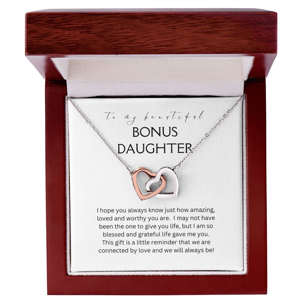 Bonus Daughter | We are Connected - Interlocking Hearts Necklace