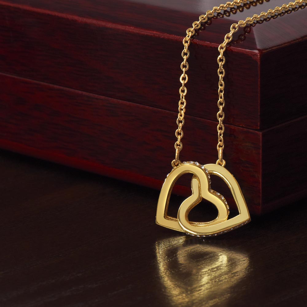 To My Unbiological Sister | We Started As Best Friends - Interlocking Hearts Necklace